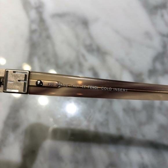 Fendi eyeglasses - Picture 3 of 7